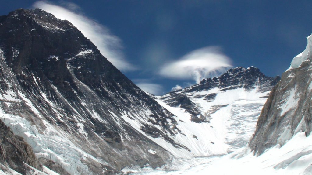 Summits in Plumes